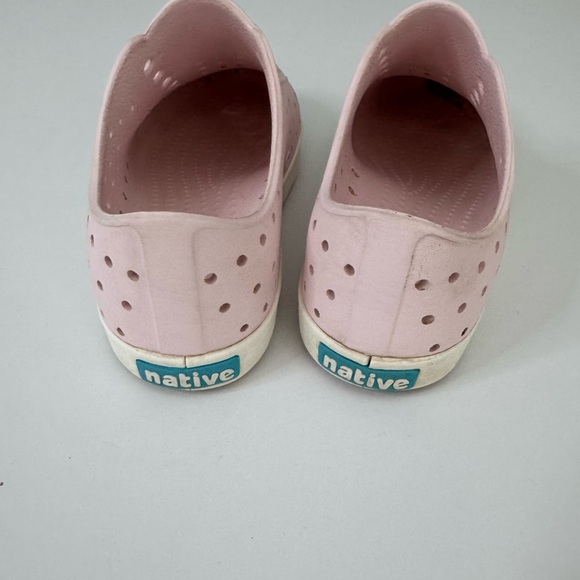 Native Shoes Kids' Jefferson Slip-On Shoe Milk Pink Size 2 - Picture 5 of 5
